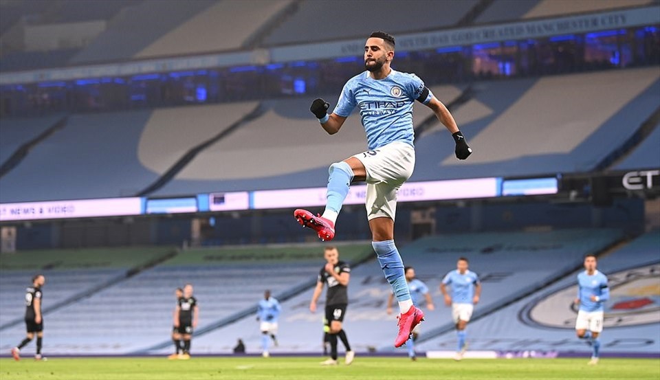 hình ảnh Riyad Mahrez: Ngôi Sao Bóng Đá